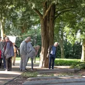 Opnieuw-belangstelling-voor-een-rondleiding-foto-Peter-Beurskens