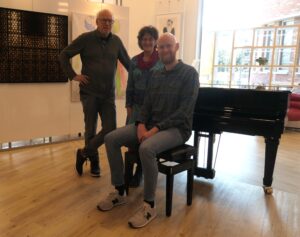 De één gaat, de ander komt